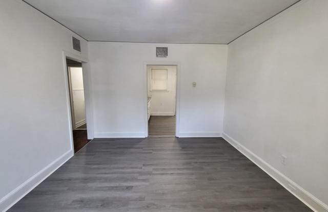 1 Woodlawn Court Gallery 2
