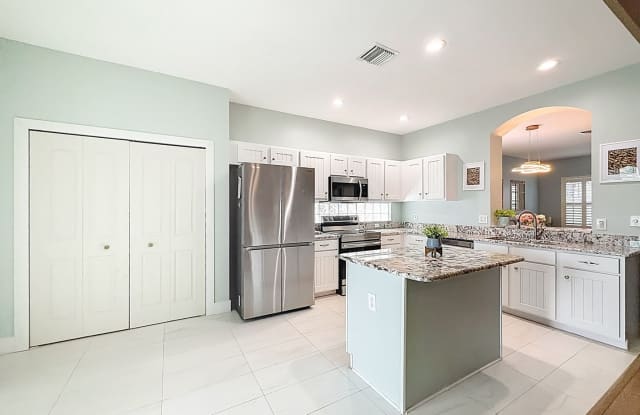 Gorgeous 3 bedroom 2 bath Single Family Home in Delray Beach Gallery 3