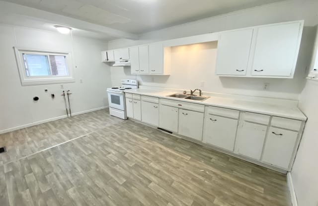 136 North Meadow Street - A photos photos