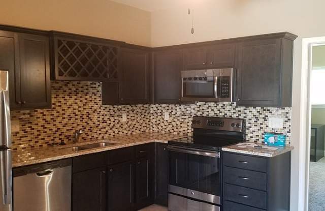 2172 Southwest Timbertrace Lane Gallery 4