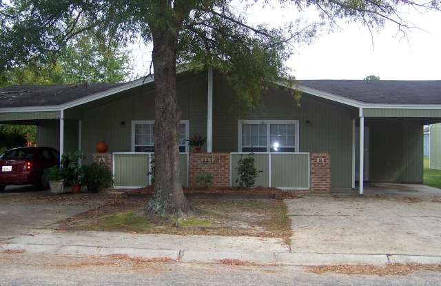 2228-B Woodridge photos photos