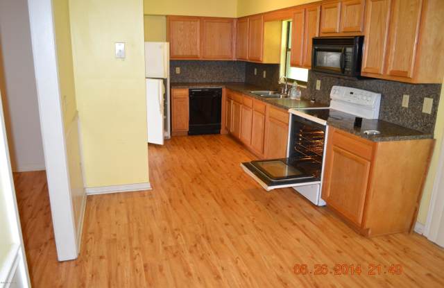 1994 GOLDEN GLOW LN Gallery 2