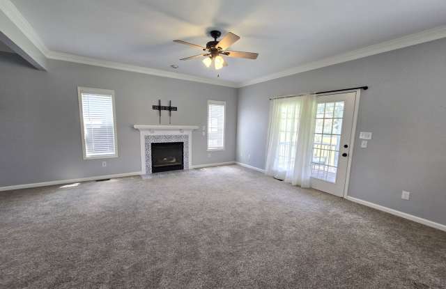 3 Bed, 2.5 Bath Home in the Waterfront Community of Orchard Cove photos photos