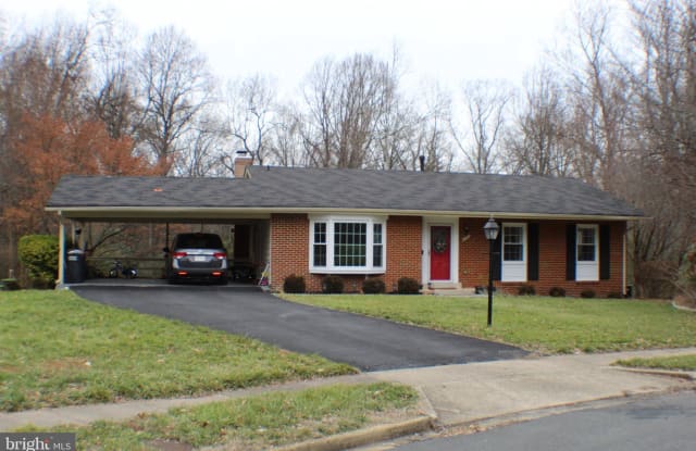 8502 GEORGIAN PLACE - 8502 Georgian Place, Fairfax County, VA 22003