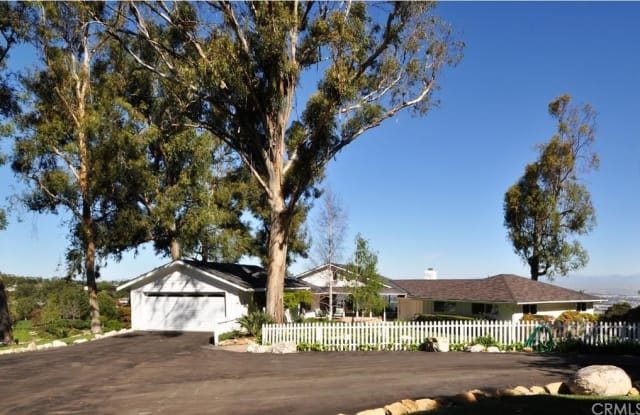 8 Pine Tree Lane - 8 Pine Tree Ln, Rolling Hills, CA 90274