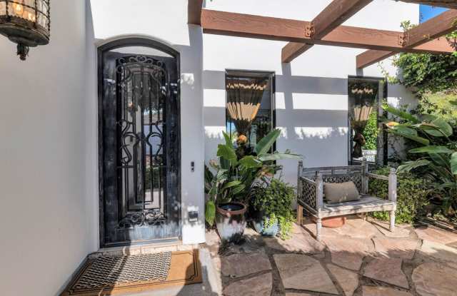 Rates Vary: $7,995 - $13,495 Gallery 4