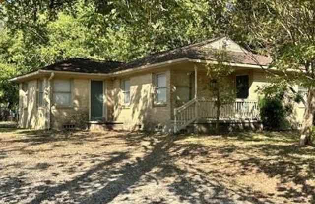 835 Fisher Street - 835 Fisher Street, Sulphur Springs, TX 75482