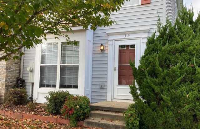 315 STRATFORD Drive Gallery 1