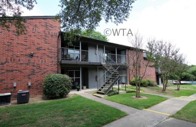 409 E. WILLIAM CANNON - 409 William Cannon Dr, Austin, TX 78745