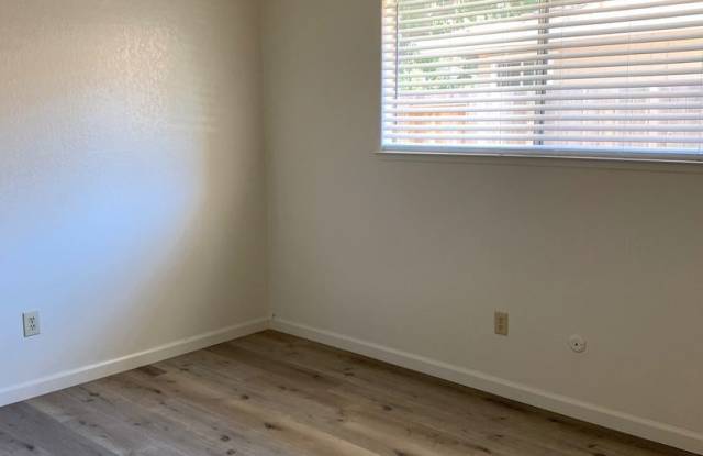 3346 Meadow Way Gallery 3