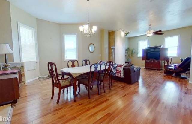 1312 Pocono St Rear Gallery 4