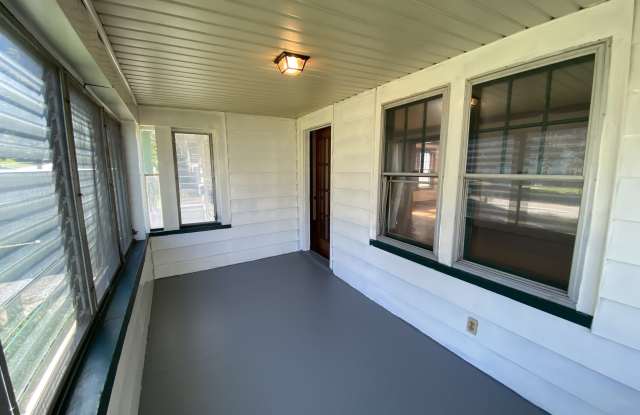 741-743 Genesee Park Boulevard - 743-DN Gallery 2