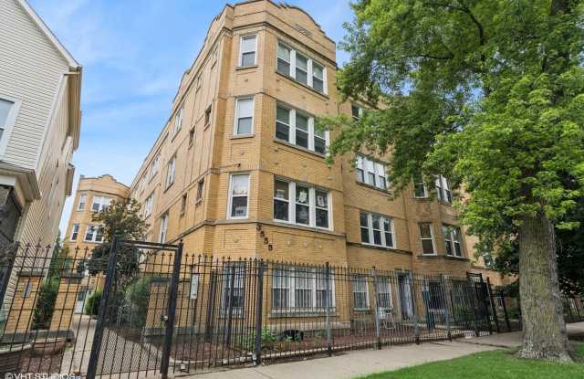 3555 W Lyndale Street photos photos