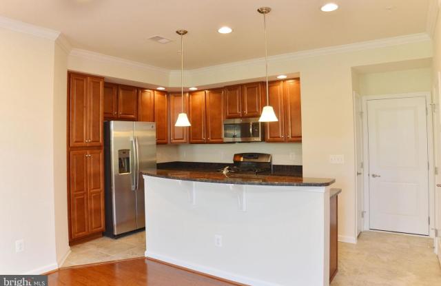 21576 ZUKNICK TER Gallery 3