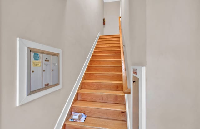 1301 Adams St Ne photos photos