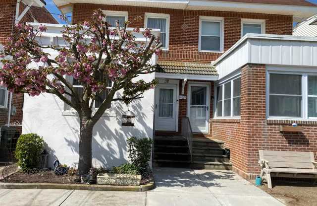 34 N Montgomery Ave photos photos