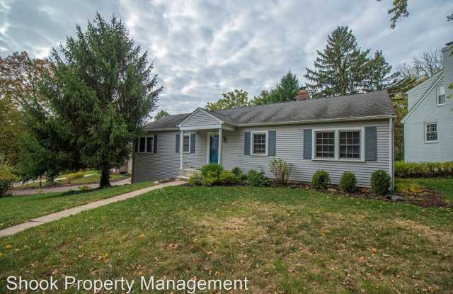303 Forest Hill Dr Gallery 3