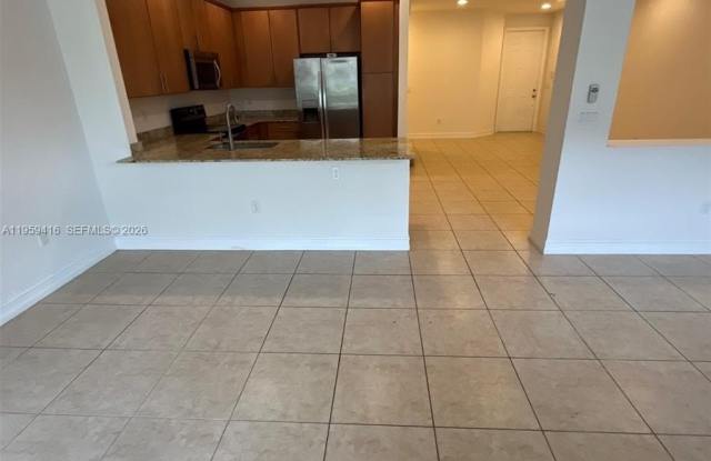 104 E Riverwalk Cir E photos photos