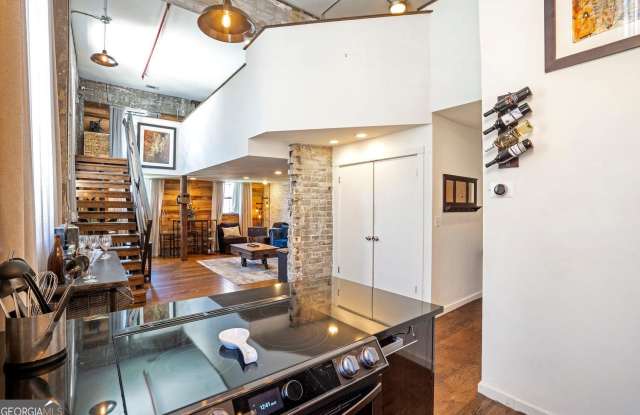 650 Glen Iris Drive NE #30 Gallery 1