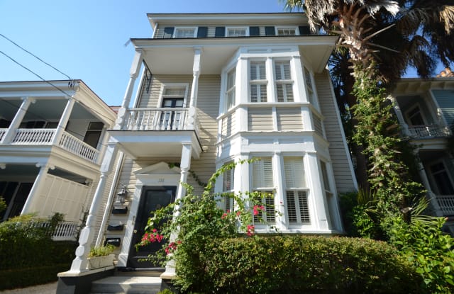 138 Tradd St Apt A - 138 Tradd Street, Charleston, SC 29401