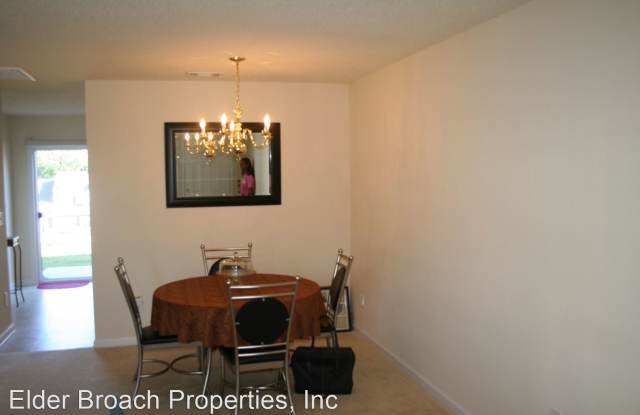 16829 Greenlawn Hills Ct Gallery 3