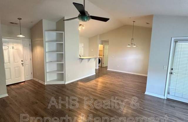 3471 Forestdale Drive Gallery 2