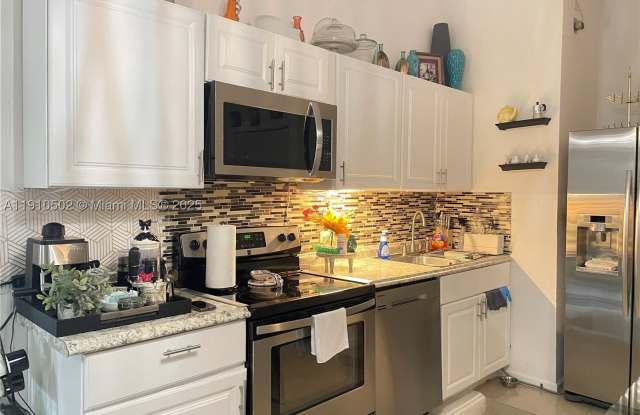 27563 SW 139th Psge Gallery 4