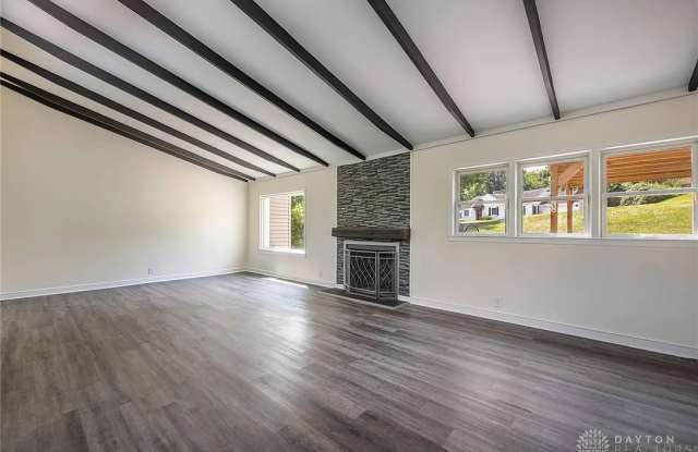 415 Hyde Park Drive Gallery 2