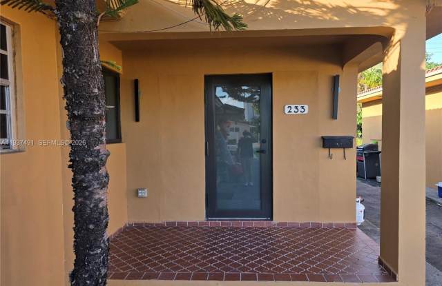 233 E 7th St photos photos 233 E 7th St photos photos