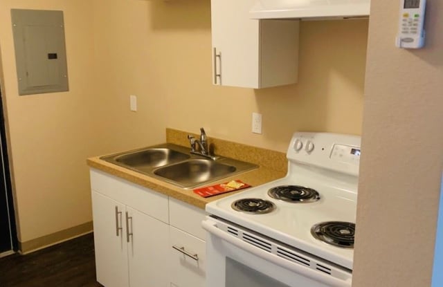 3001 CR SMITH ST - 3001 C R Smith St, Orlando, FL 32805