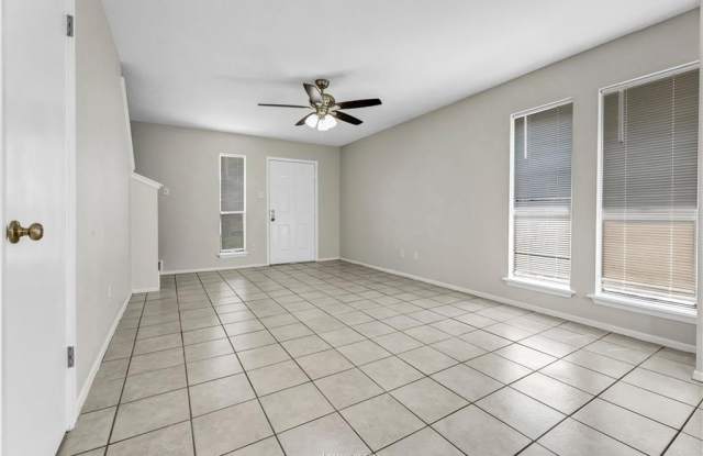 1516 Hawk Tree Drive Gallery 3