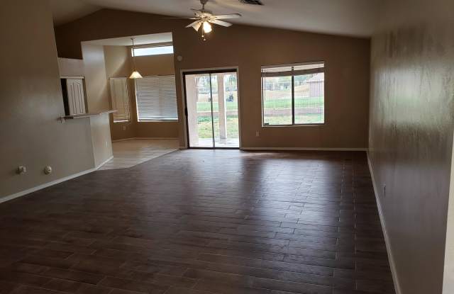 1583 S WESTERN SKIES Drive Gallery 3