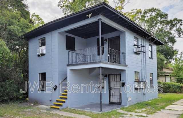 1621 Barnett St photos photos