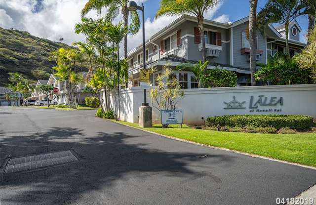 Rarely Available!  2-bedroom, 2-bath, 2 tandem parking at Lalea in Hawaii Kai Gallery 1