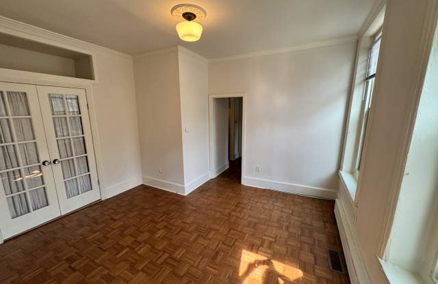 800 Corinthian Avenue photos photos