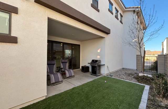 Desert Color Home! Gallery 4