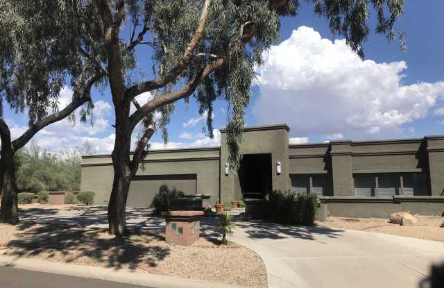 6141 N 34TH Place - 6141 North 34th Place, Paradise Valley, AZ 85253