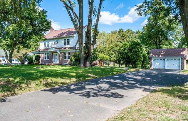 338 Buckelew Avenue photos photos