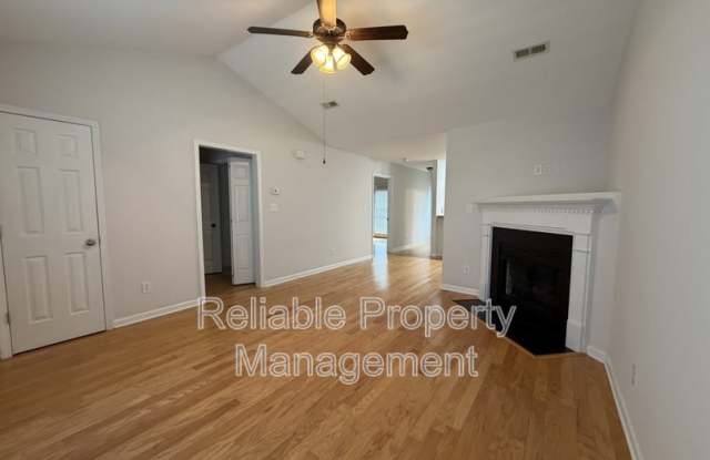 107 W Moss Creek Dr Gallery 4