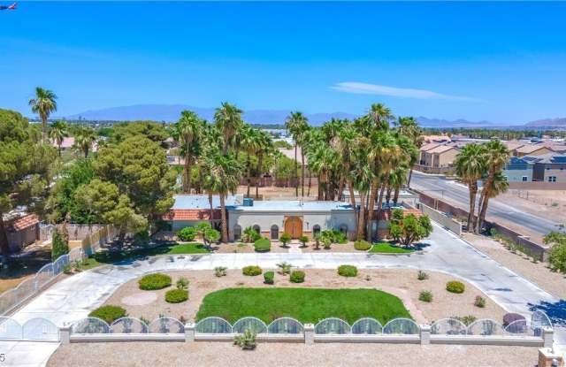 3784 Pama Lane photos photos