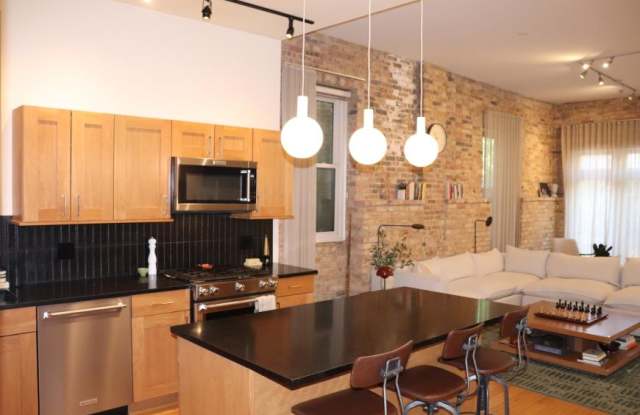 1243 North Wolcott St. photos photos