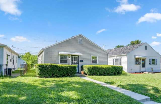 2606 Lynn Avenue photos photos