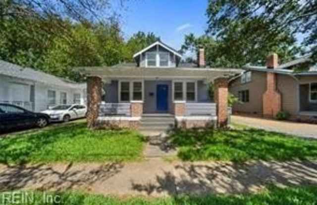 1400 Melrose Parkway photos photos