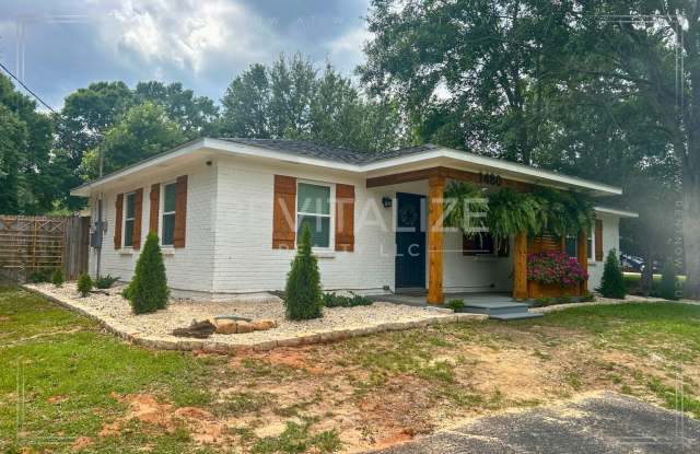 COMING SOON!! Stunning 3 Bedroom Home in West Mobile! Gallery 1