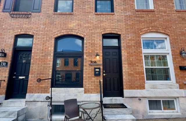 Charming 3 Bedroom/1.5 Bedroom Townhome in Canton neighborhood, MD! photos photos