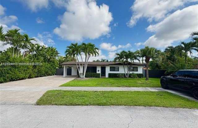 10431 SW 54th St # 0, Miami, FL 33165 Gallery 3
