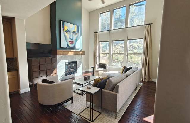 13287 Alexis Drive Gallery 2