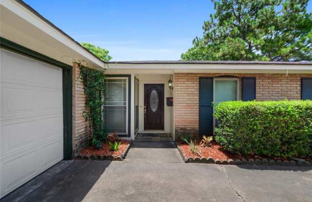 9323 Meadowcroft Drive Gallery 2
