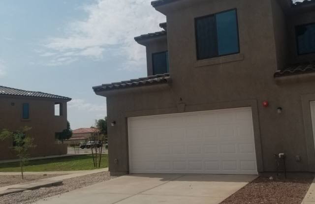 3773 W 22nd Place unit A - 3773 West 22nd Place, Yuma, AZ 85364