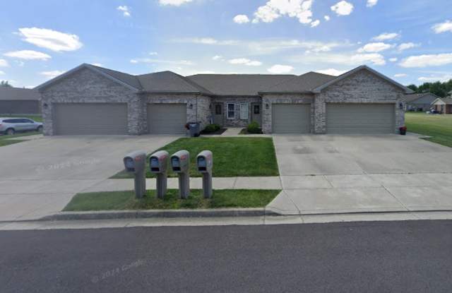 Executive Ranch Condo with 1 Bedroom, 1 Bath, and 1-Car Attached Garage in Troy, Ohio Gallery 1